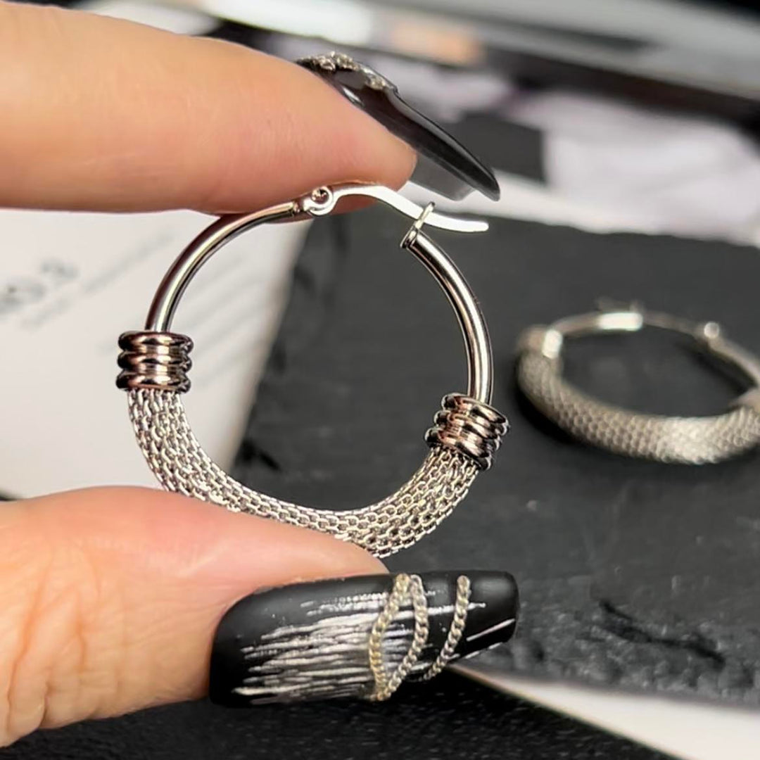 BOUCLES D’OREILLES CRÉOLES EN MAILLE PATCHWORK VINTAGE