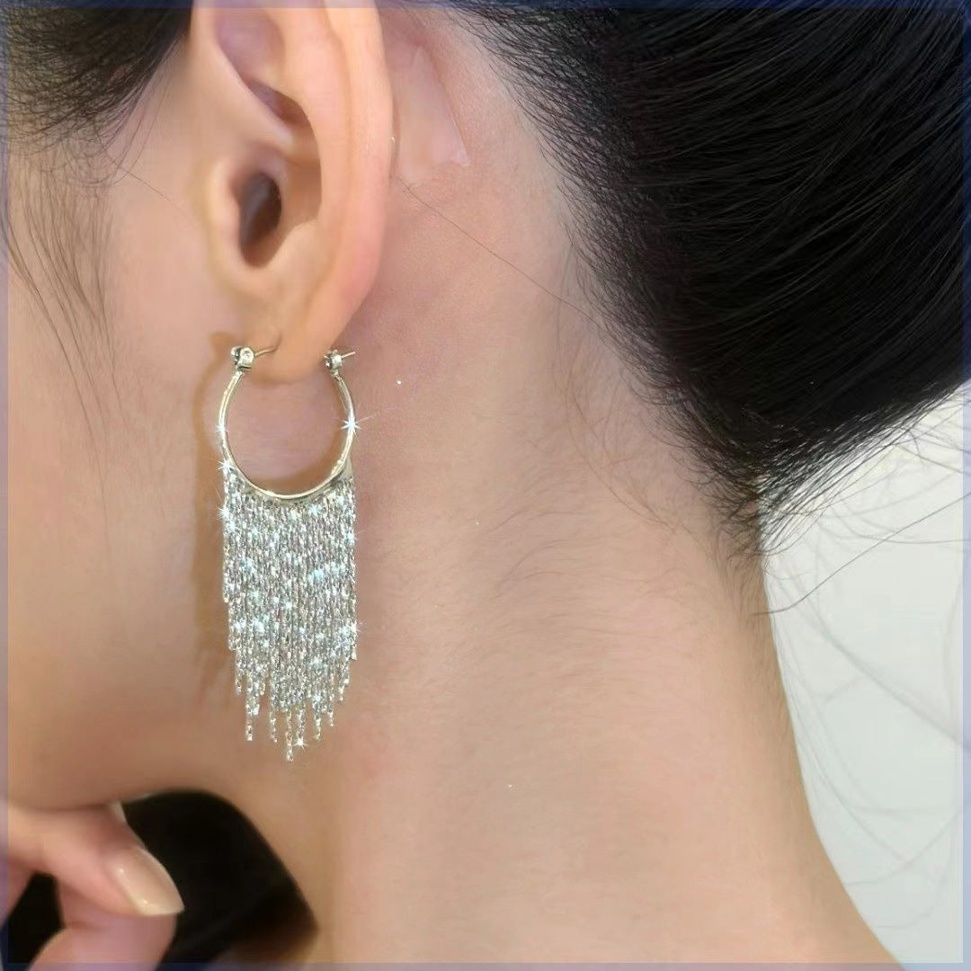 BOUCLES D’OREILLES CRÉOLES À FRANGES