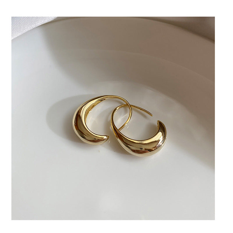 BOUCLES D’OREILLES CRÉOLES PENDANTES CLASSIQUES