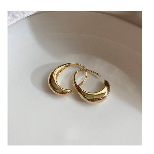 BOUCLES D’OREILLES CRÉOLES PENDANTES CLASSIQUES