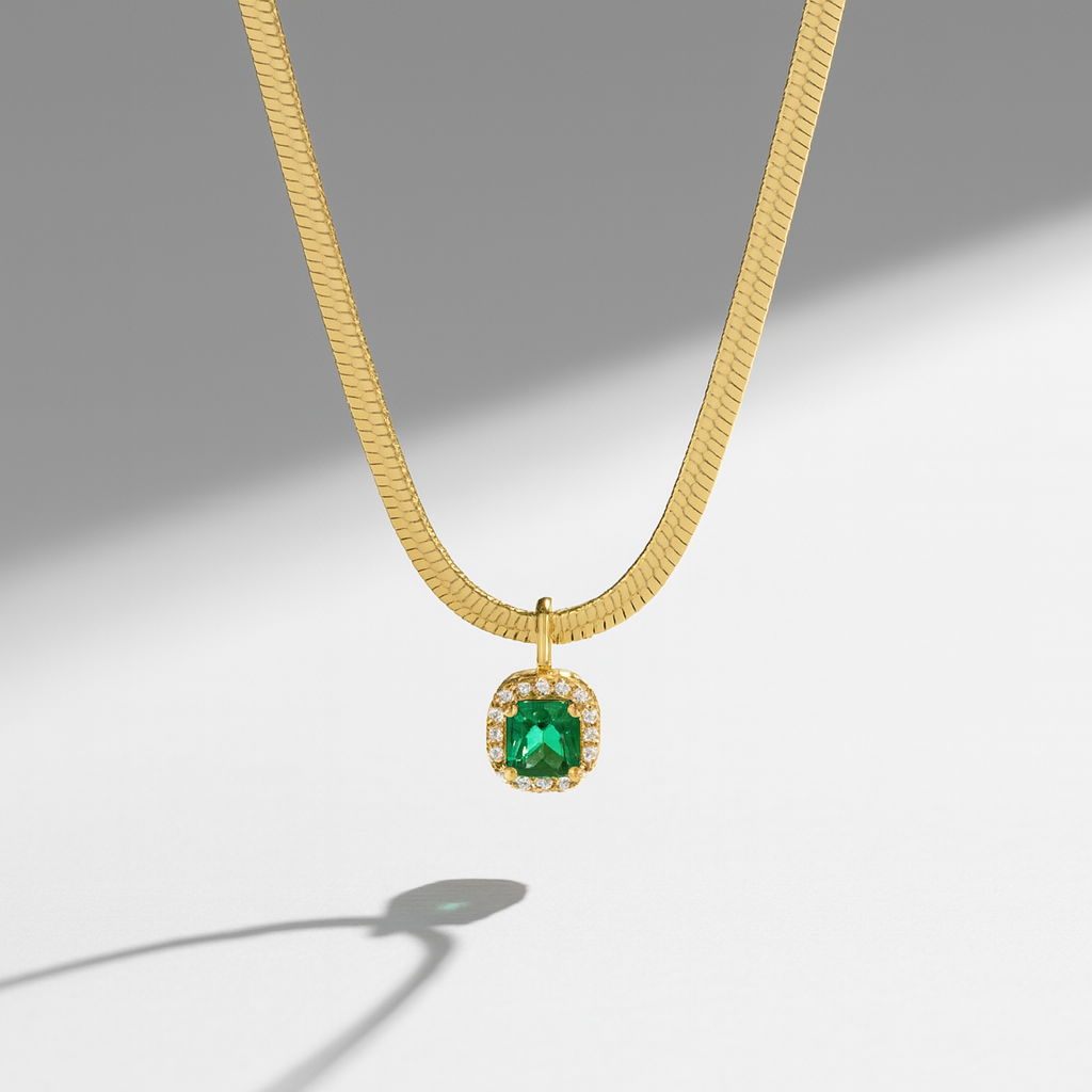 Collier Doré Émeraude