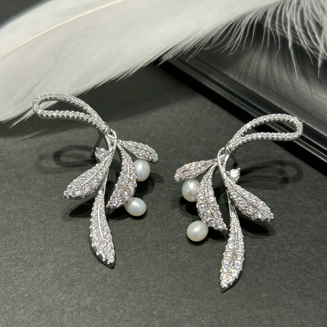 BOUCLES D’OREILLES EN ARGENT STERLING FEUILLES MURMURANTES AVEC PERLES