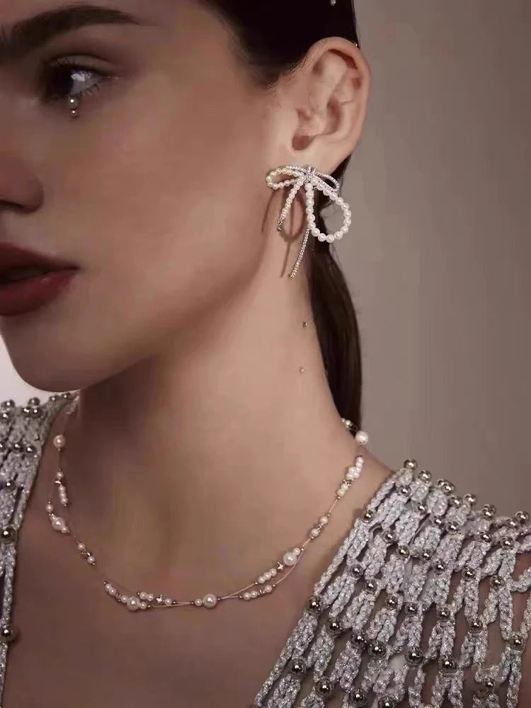 BOUCLES D’OREILLES EN ARGENT STERLING AVEC PERLES NŒUD