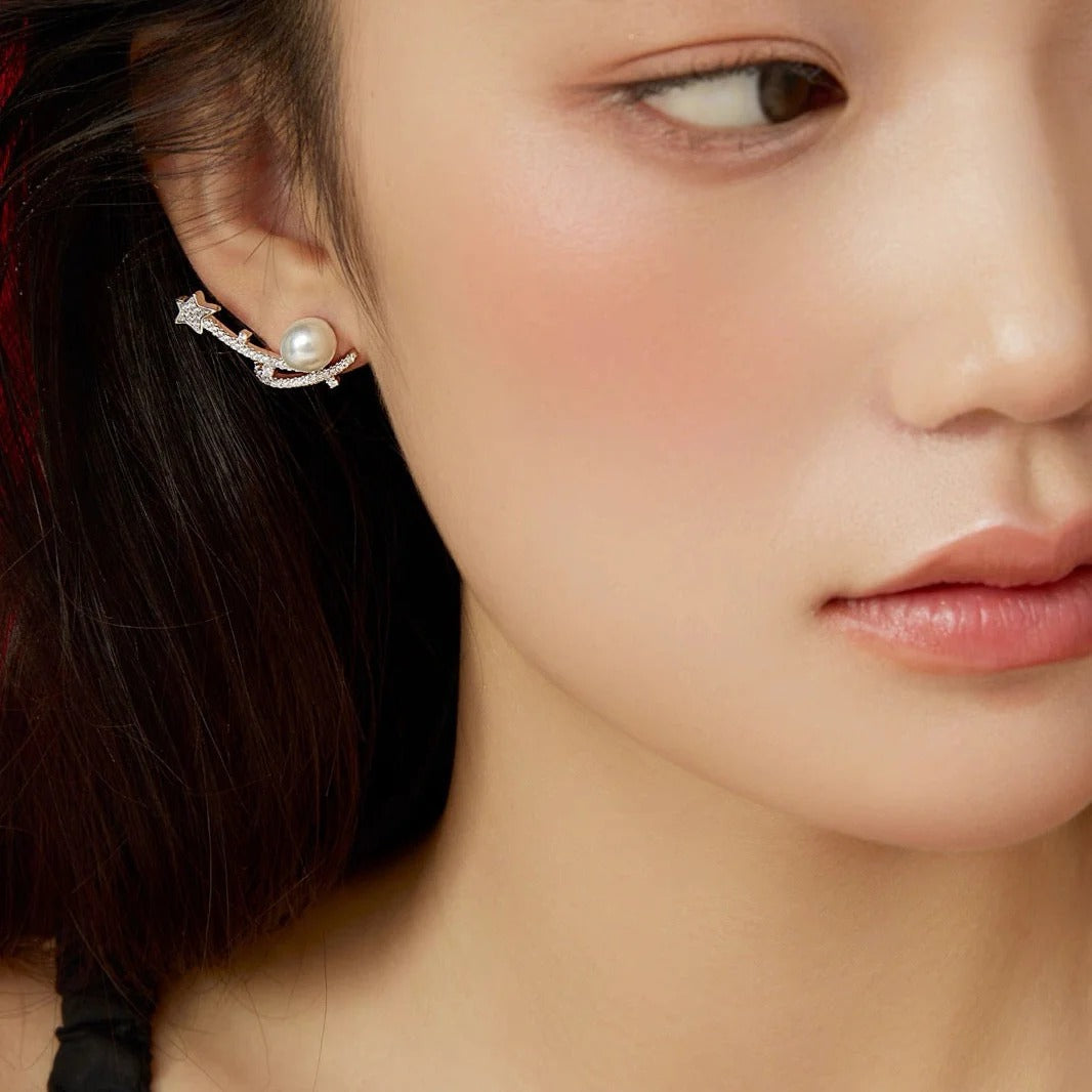 BOUCLES D’OREILLES EN ARGENT STERLING AVEC PERLES MÉTÉORE