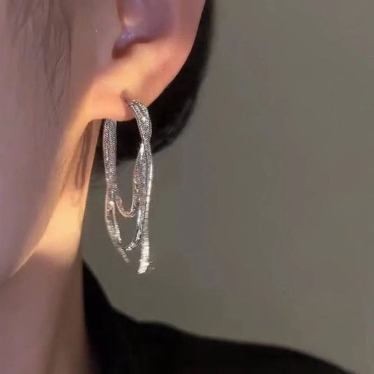 BOUCLES D’OREILLES À FRANGES EN CHAÎNE SOUPLE
