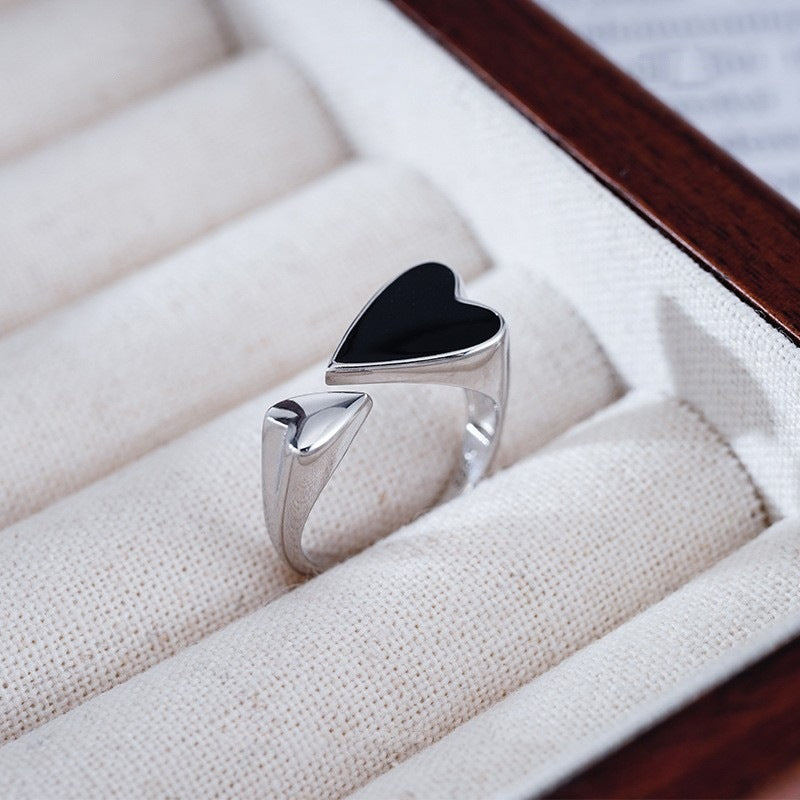 BAGUE ASYMÉTRIQUE CŒUR NOIR