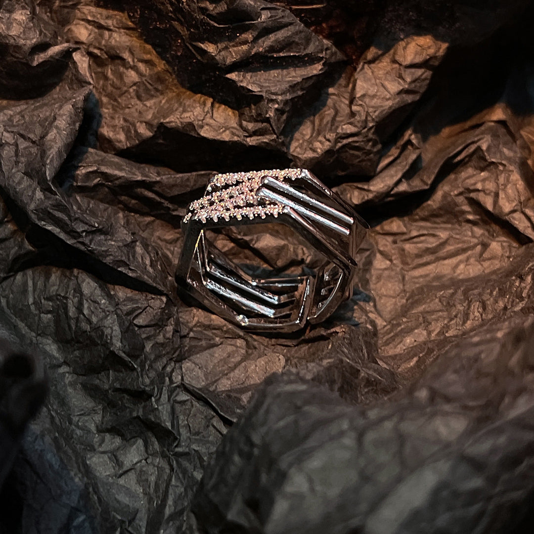 BAGUE AJUSTABLE HEXAGONE EN ZIRCONIUM