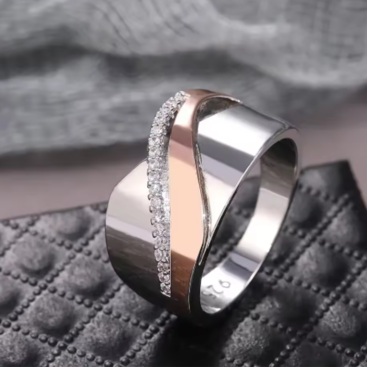 BAGUE INFINI SCINTILLANTE